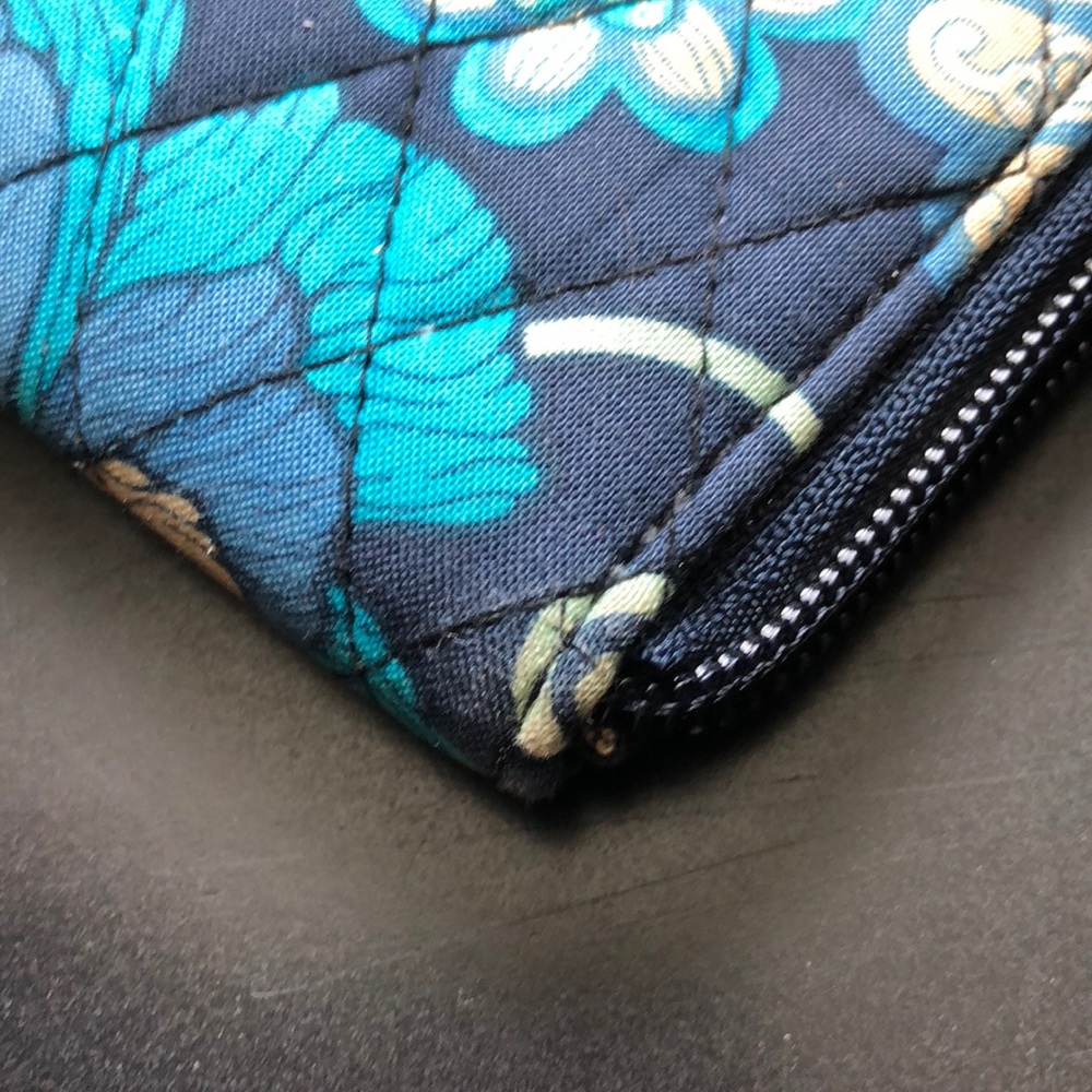 Vera Bradley wallet - Picture 5 of 6